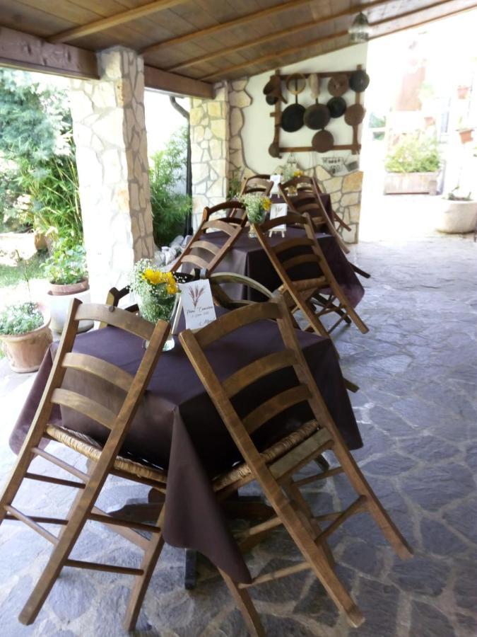 Agriturismo Tre Santi Villa ปาดูลา ภายนอก รูปภาพ