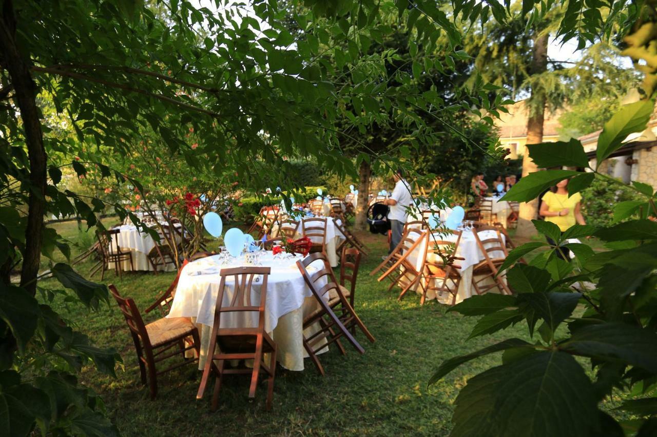 Agriturismo Tre Santi Villa ปาดูลา ภายนอก รูปภาพ