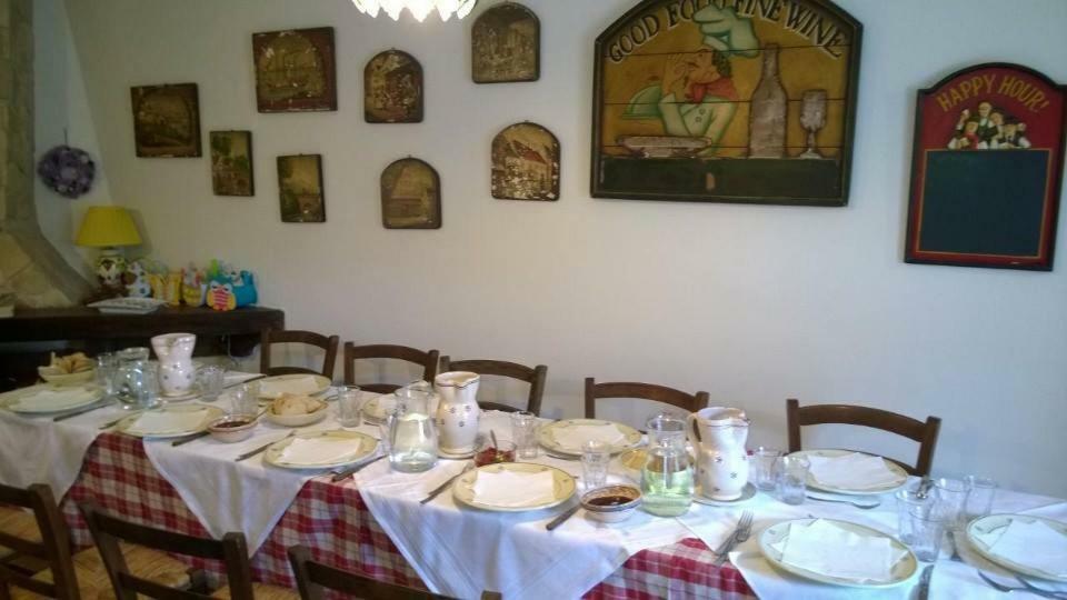 Agriturismo Tre Santi Villa ปาดูลา ภายนอก รูปภาพ